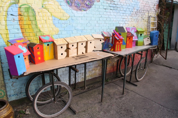 birds-in-urban-places beautiful-birdhouses-urban-places
