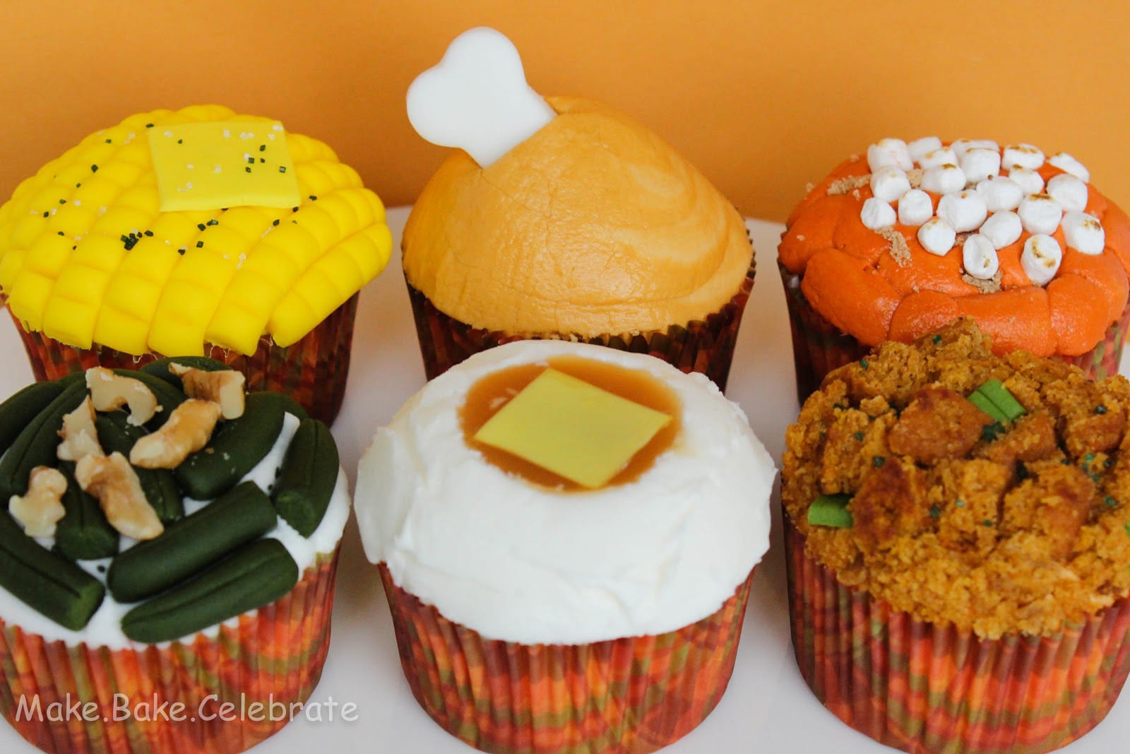 celebrate-with-thanksgiving-cupcakes