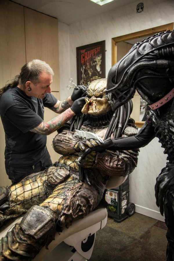 alien-predator-cosplay-costumes sci-fi-fantasy-cosplay