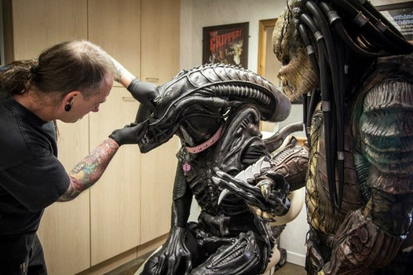 alien-predator-cosplay-costumes sci-fi-fantasy-cosplay
