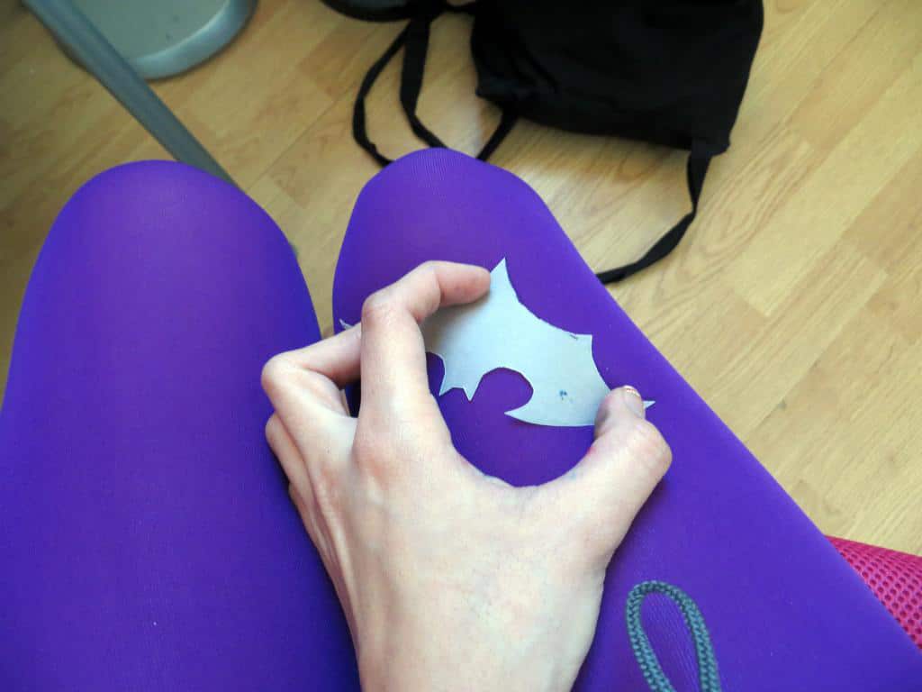 diy-geeky-batgirl-tights diy-geeky-batgirl-tights
