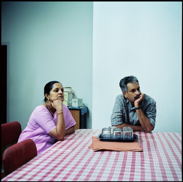 people-watching-tv-photography people-watching-television-photography