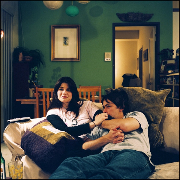 people-watching-tv-photography people-watching-television-photography