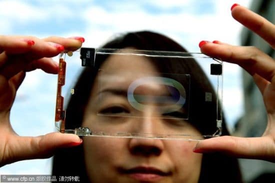real-transparent-smartphone-design real-transparent-smartphone-design