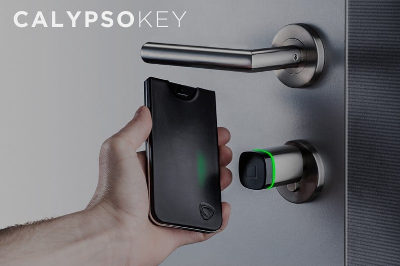 calypsokey-iphone-nfc-case calypsokey-iphone-nfc-case