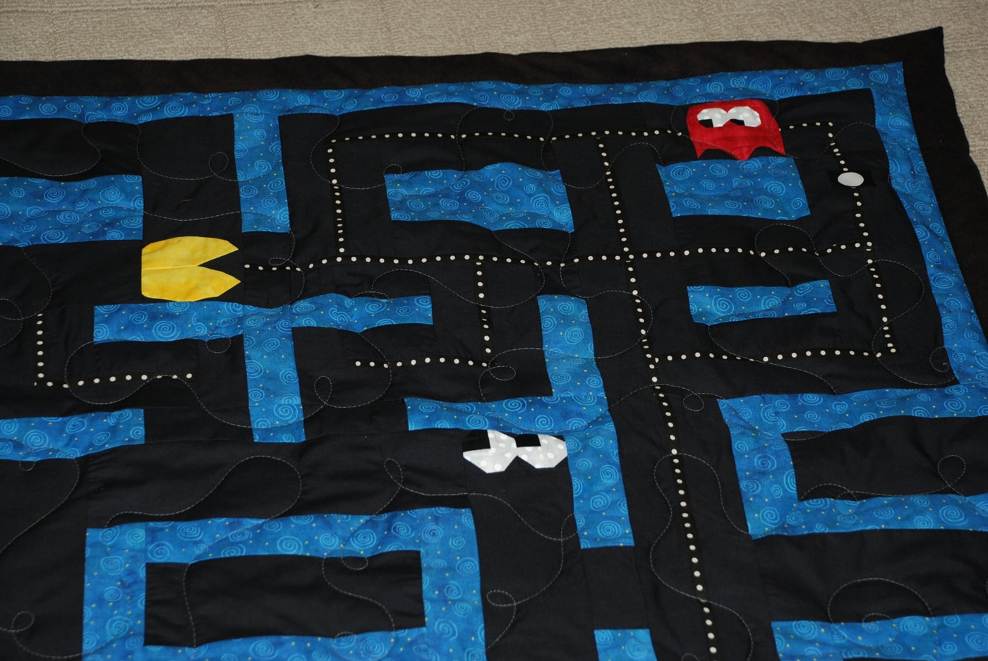 geek-baby-quilt-blankets pacman-baby-blankets-quilt