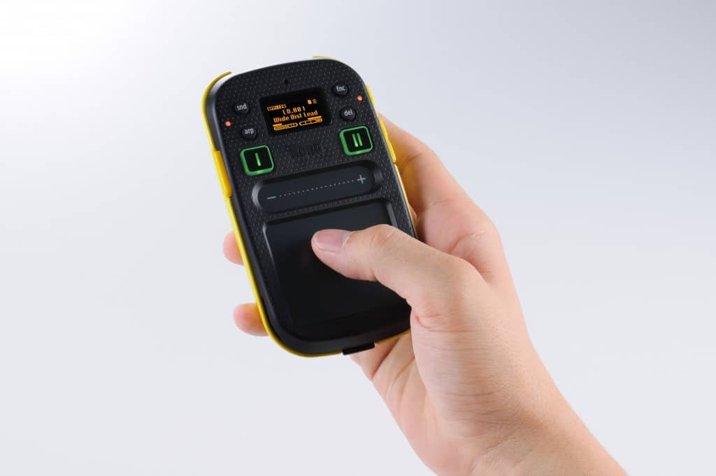 korg kaossilator two hand
