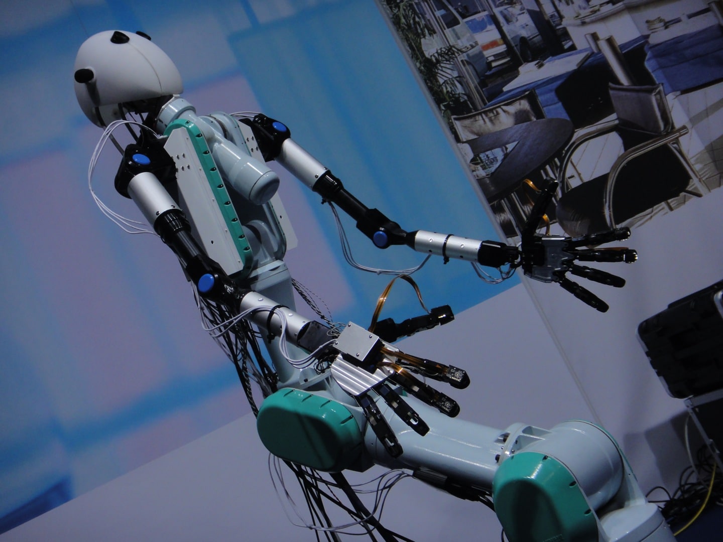 virtual-robotics-avatar-technology