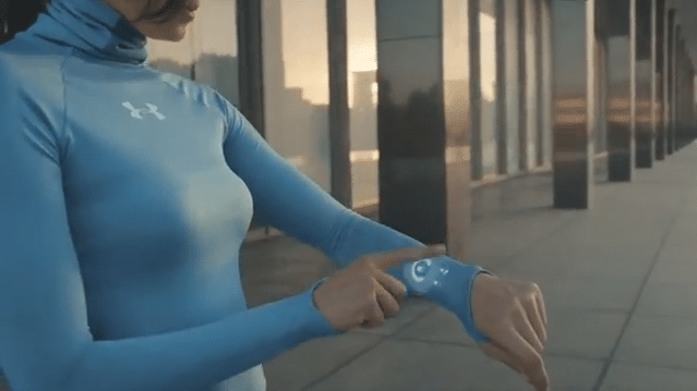 wearable-tech-touchscreen-tshirt wearable-tech-touchscreen-tshirt