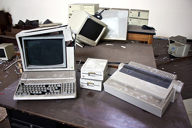 old-apple-products-photographed