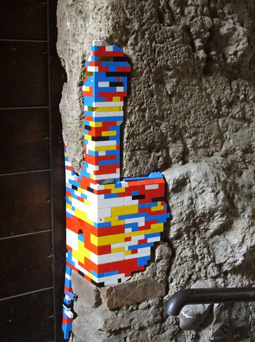 repair-concrete-damage-with-lego repair-concrete-cracks-with-lego