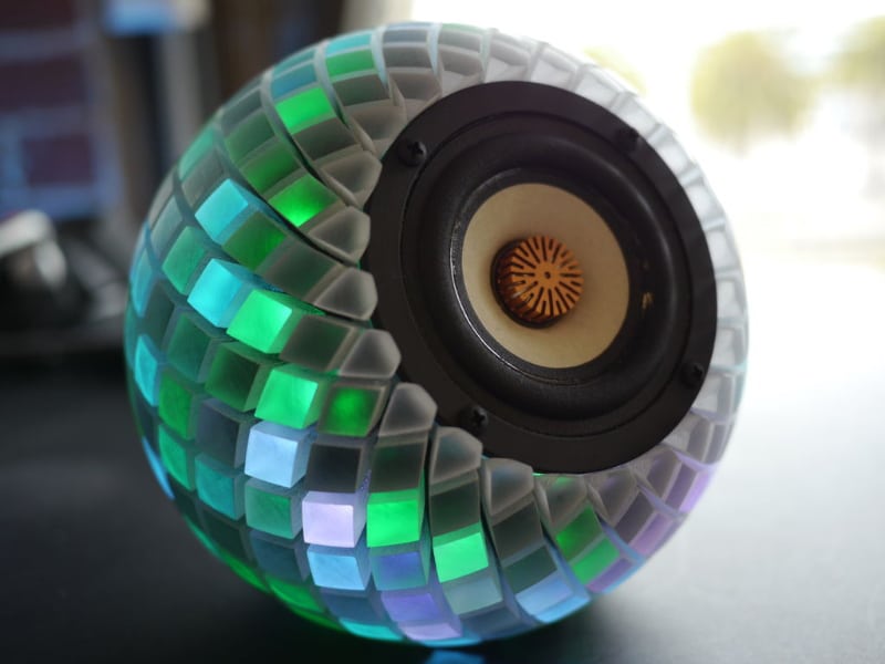 3d-printed-speakers-led printed-speakers-led-light-show
