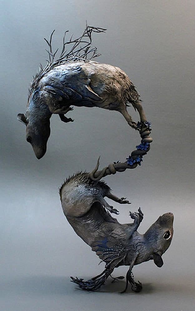 Ellen-Jewett-Sculpture-Mice hyper-real-animal-sculpture