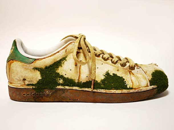 modern-gadgets-aging-art modern-gadgets-aging-art