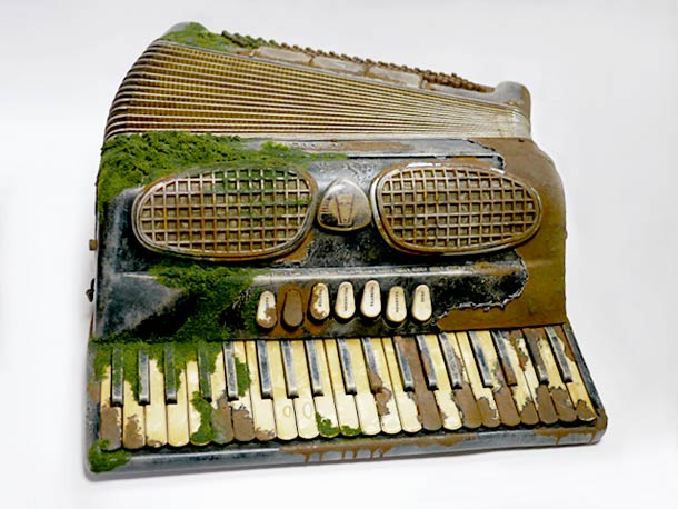 modern-gadgets-aging-art modern-gadgets-aging-art