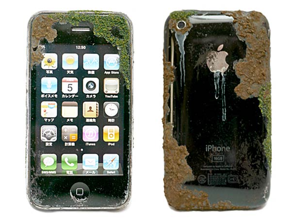 modern-gadgets-aging-art modern-gadgets-aging-art