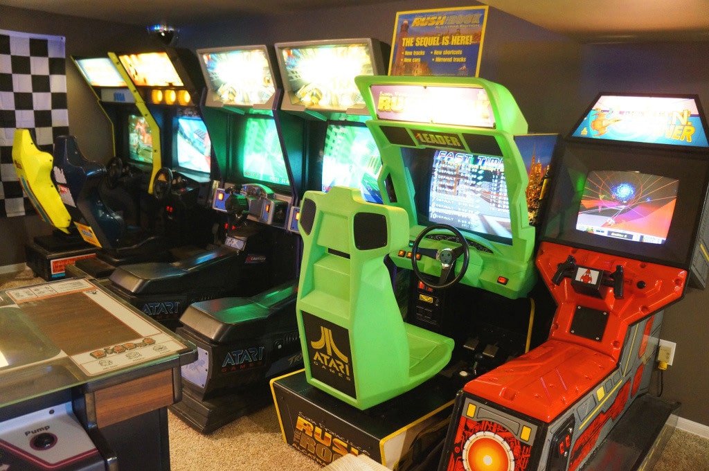 80s-style-arcade-room huge-80s-arcade-in-basement