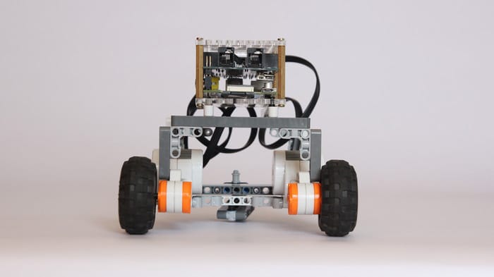 brickpi-raspberry-pi-robot brickpi-raspberry-pi-lego-robot