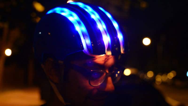 smart-cycling-helmet-gps-navigation