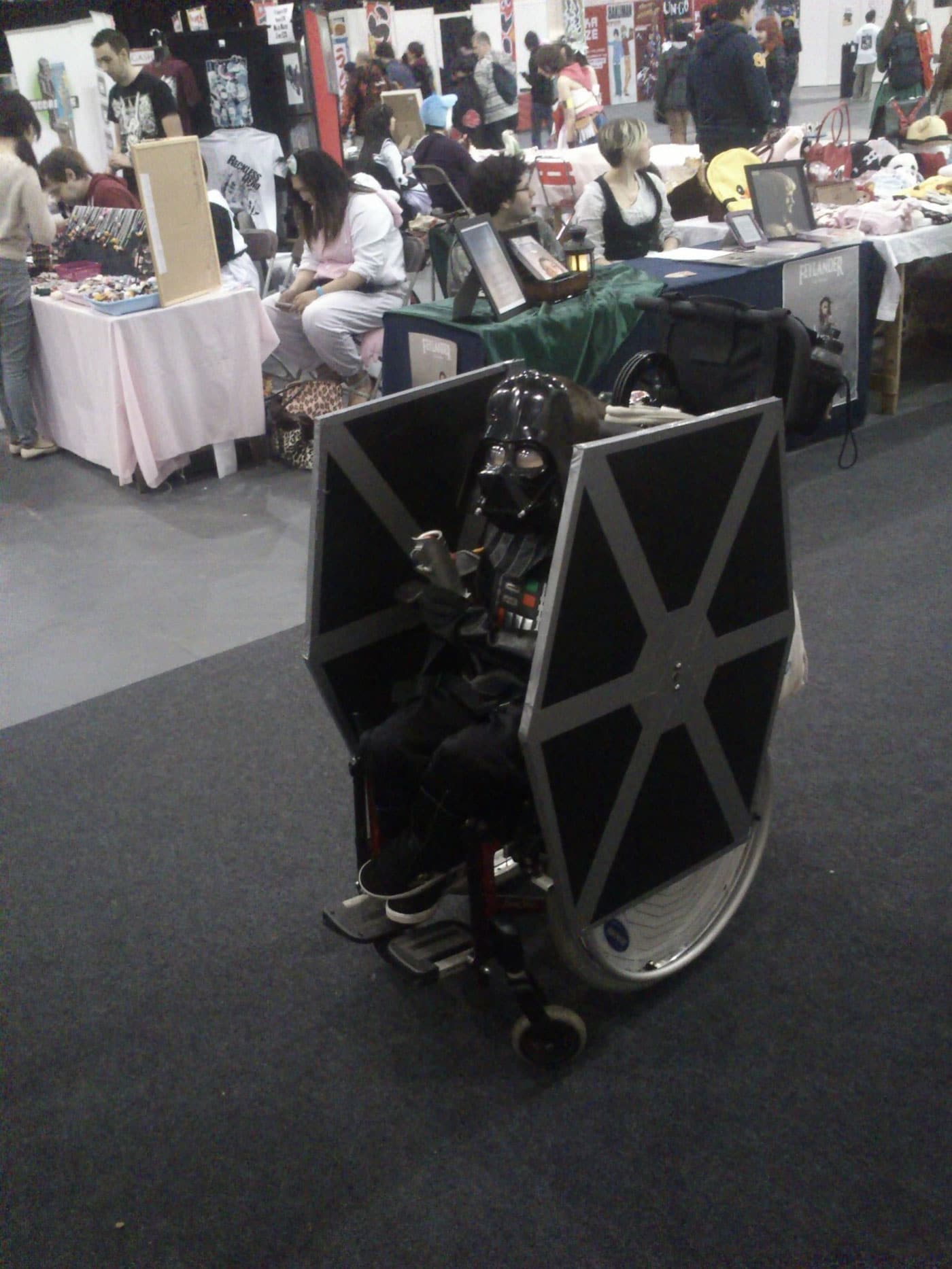 tie-fighter-darth-vader-wheelchair tie-fighter-darth-vader-wheelchair