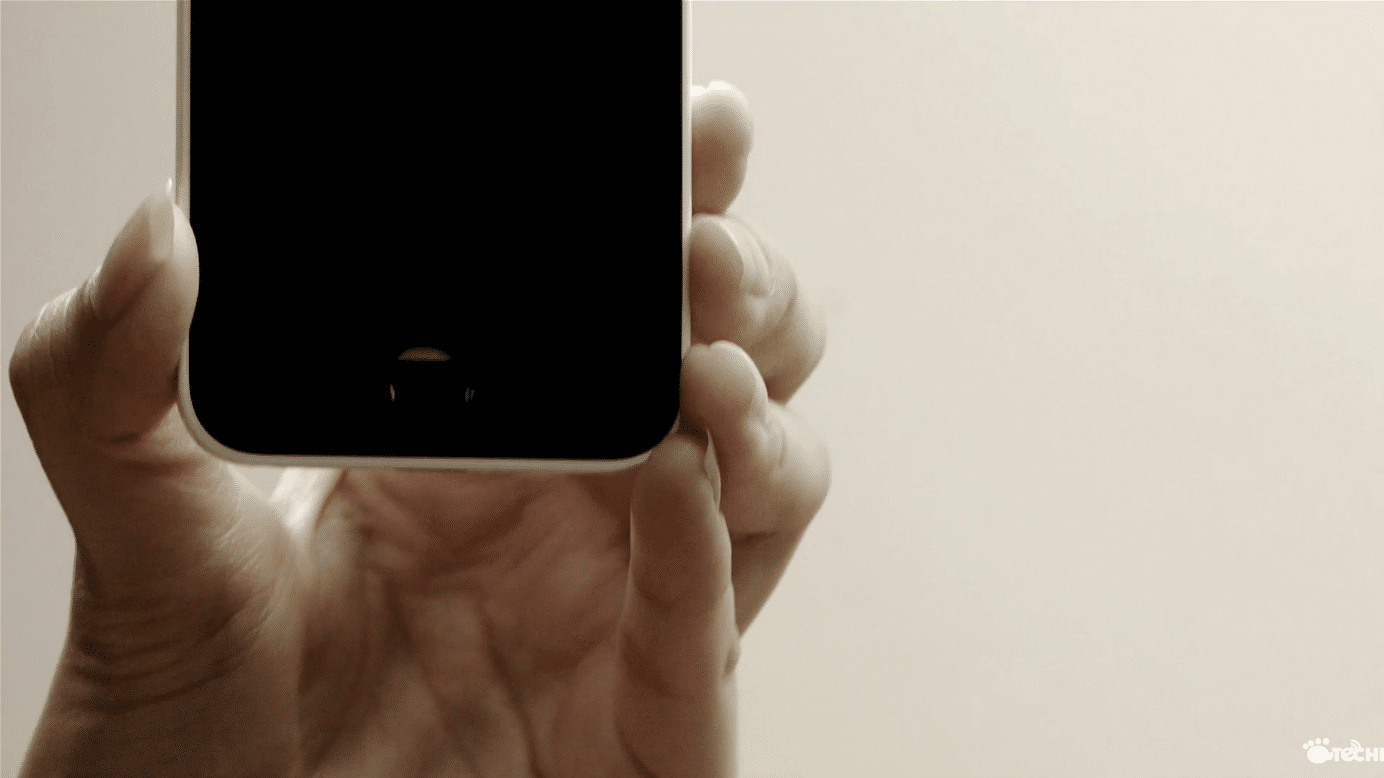 leaked-budget-iphone-video