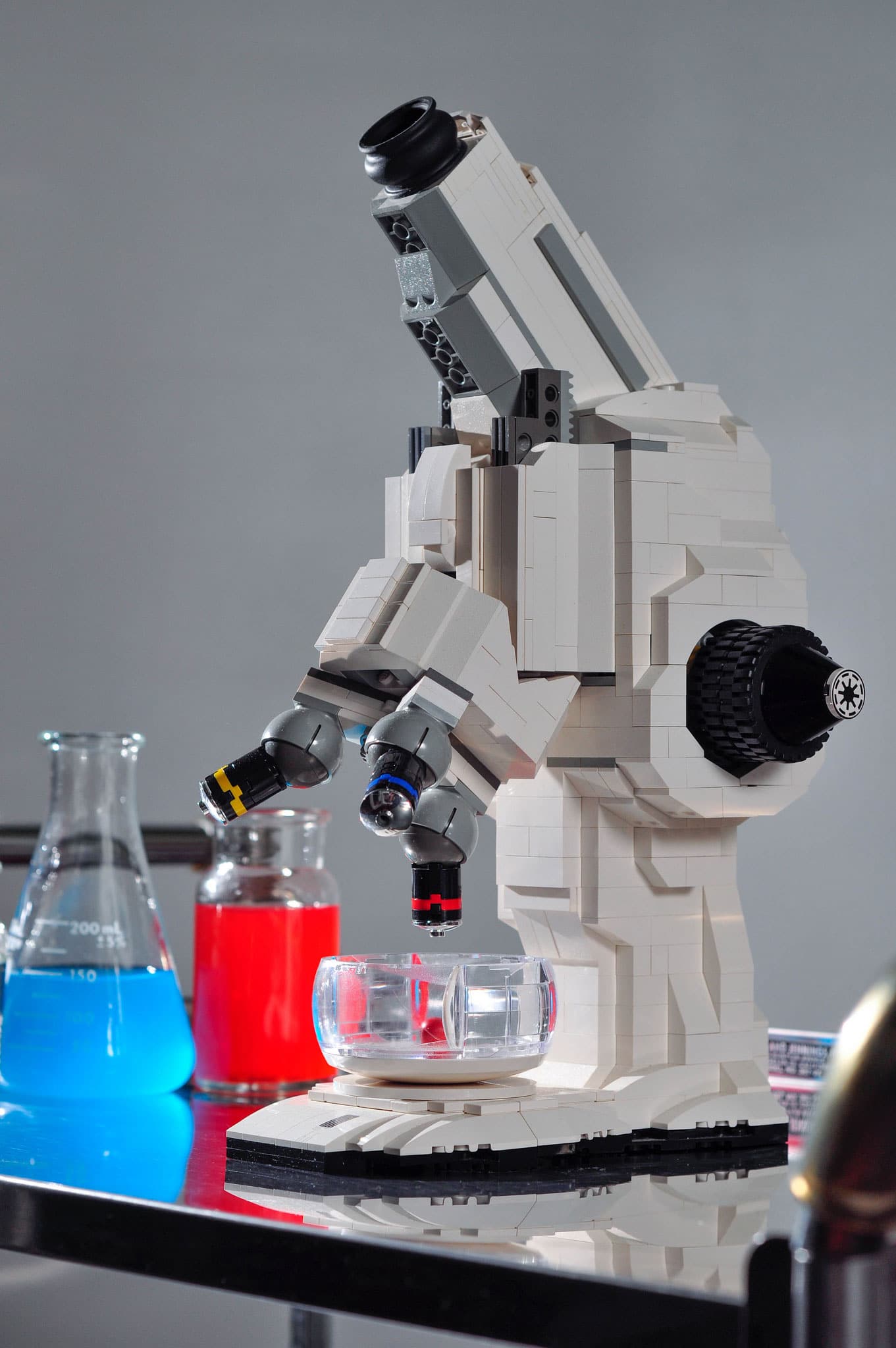lego-microscope-really-works science-geeks-lego-microscope