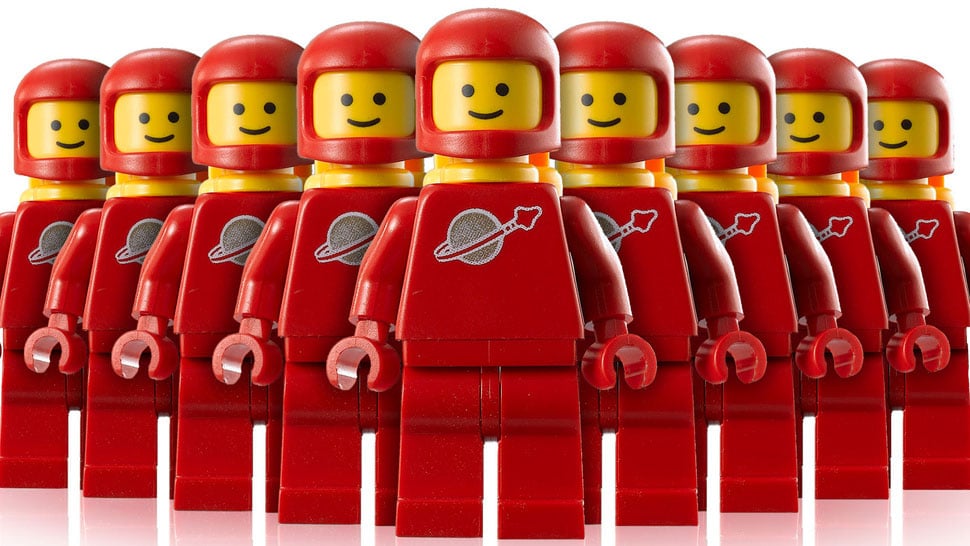 lego-minifigs-trivia-facts lego-minifigures-trivia-facts