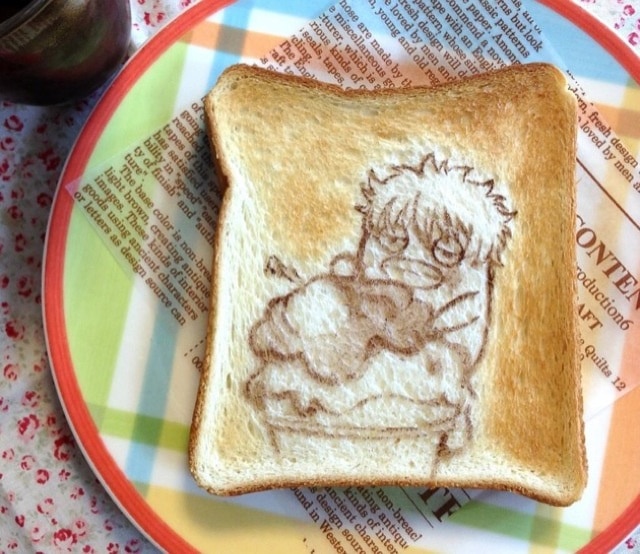 creative-art-on-toast-art