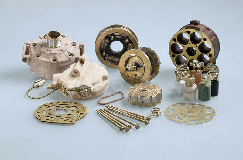 mercedes-v12-engine-design mercedes-engine-creative-design