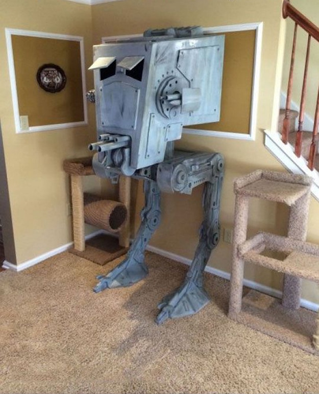 AT ST Star Wars Cat House