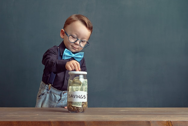 10 Lifestyle Save Money Header