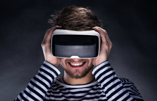 Virtual Reality Online Slots Header