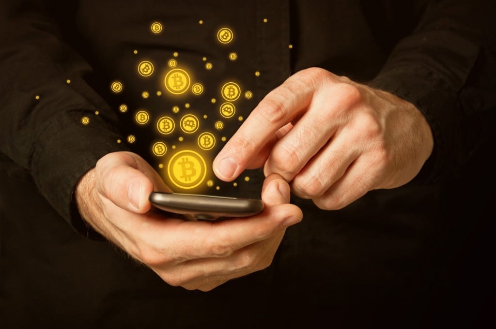 5 Awesome Bitcoin Smartphone Apps Header