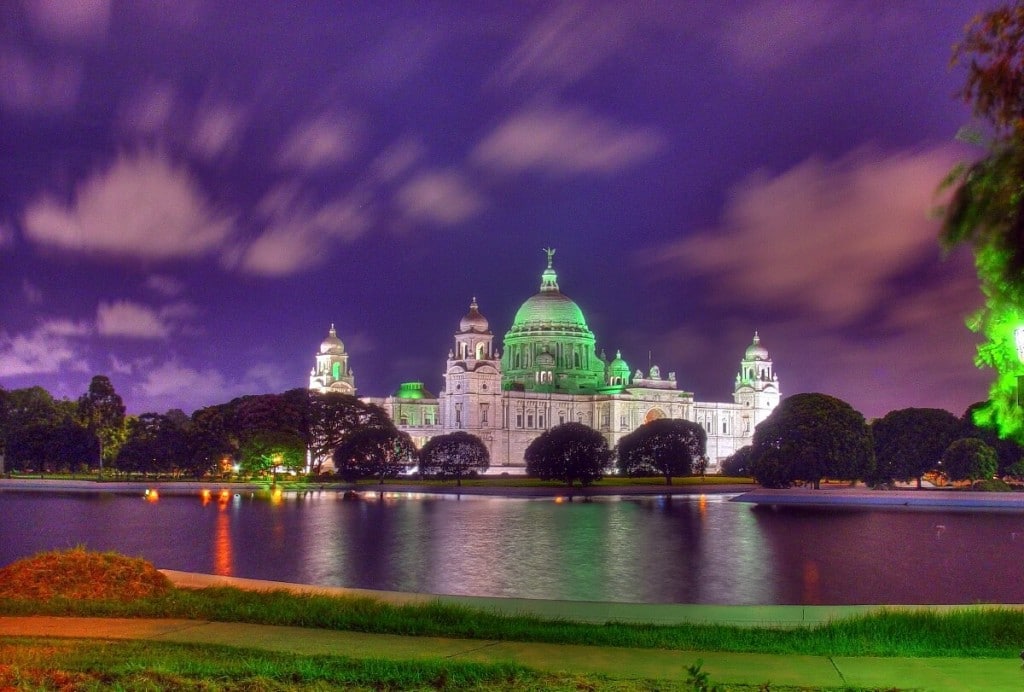 Tourist Places Visit Kolkata Header Image