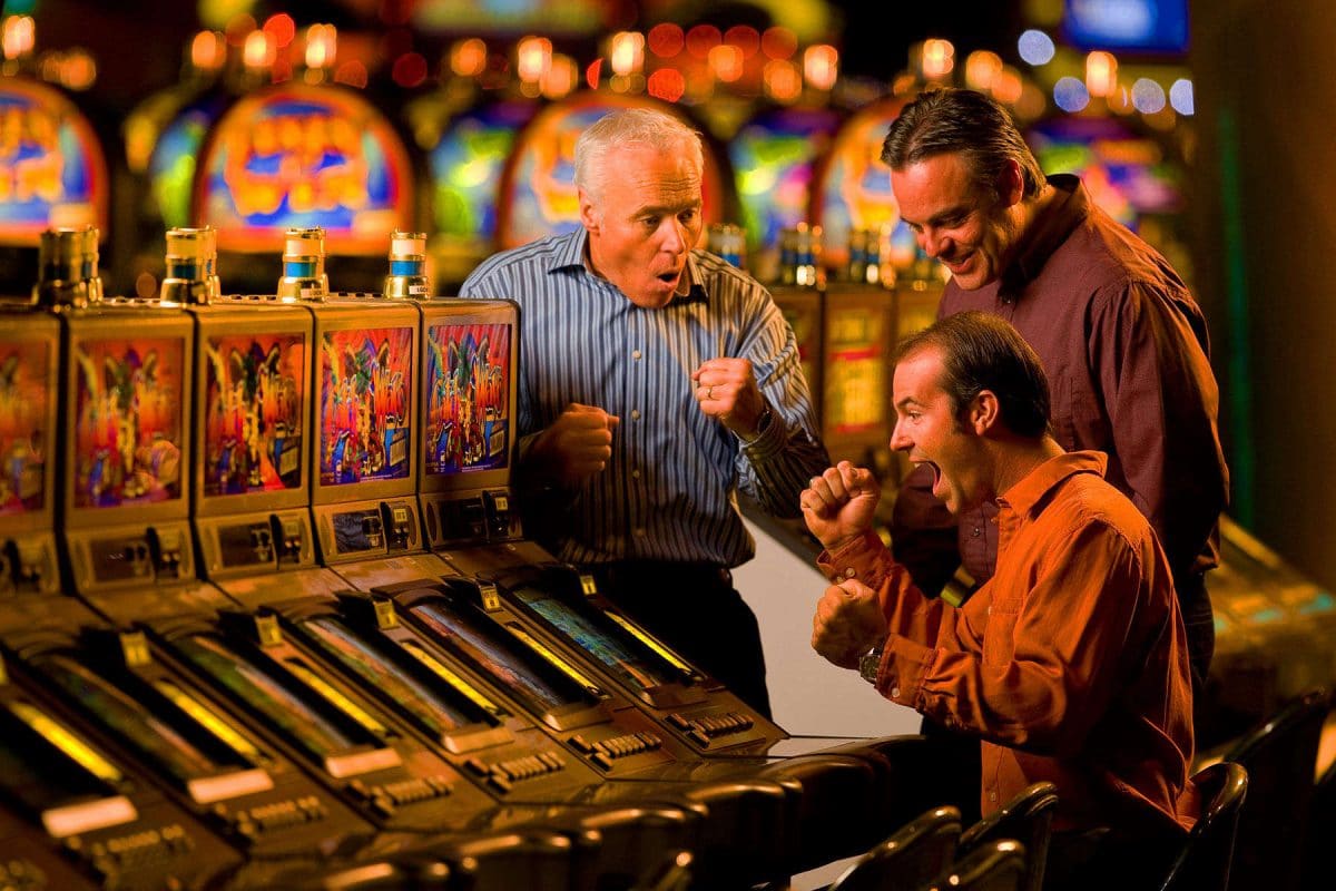 Online Slots History Article Image