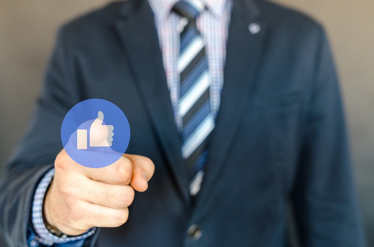 Likes Social Media Tips Article Image