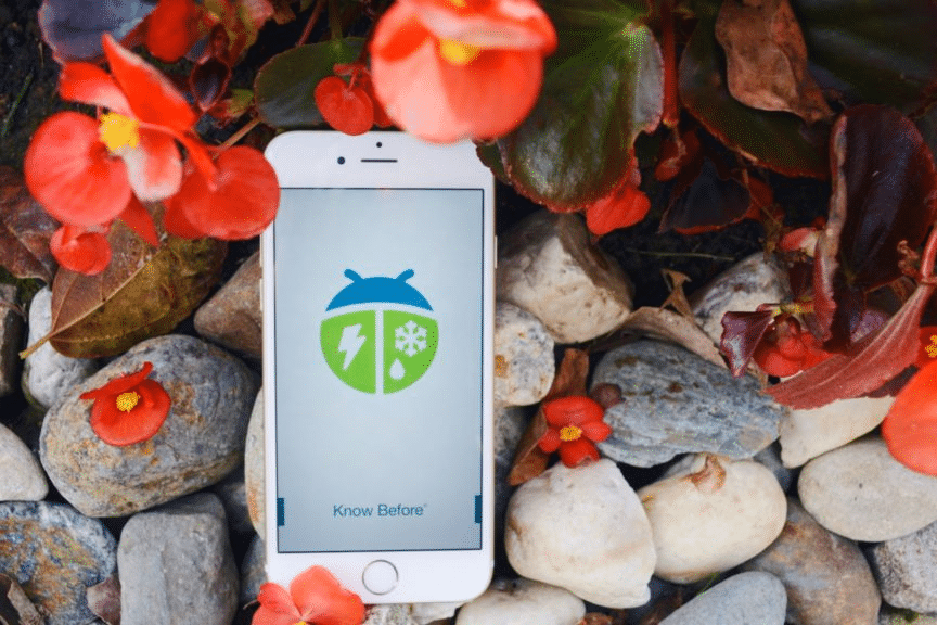 Weatherbug App Review Header Image