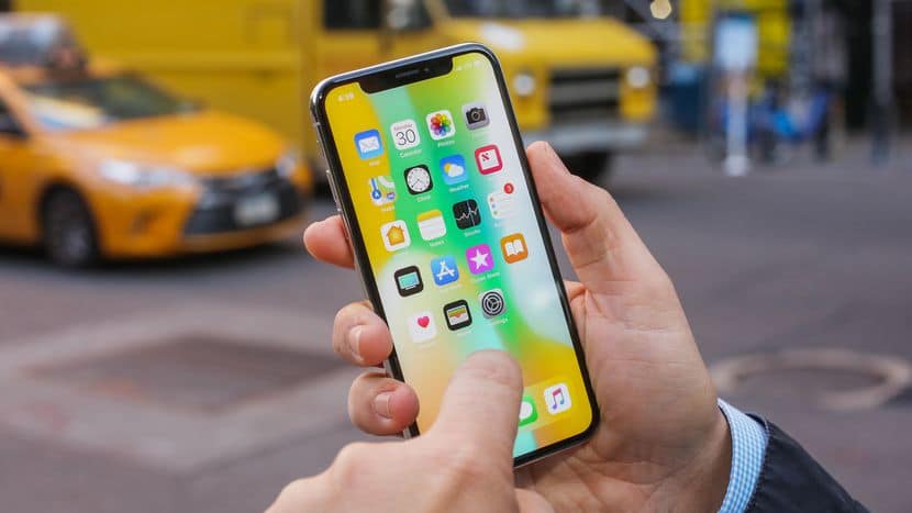iPhone Accessories Tips Header Image
