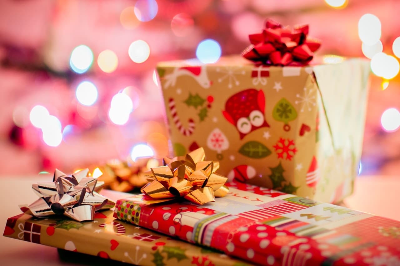 Deals Tech Gifts Header Image