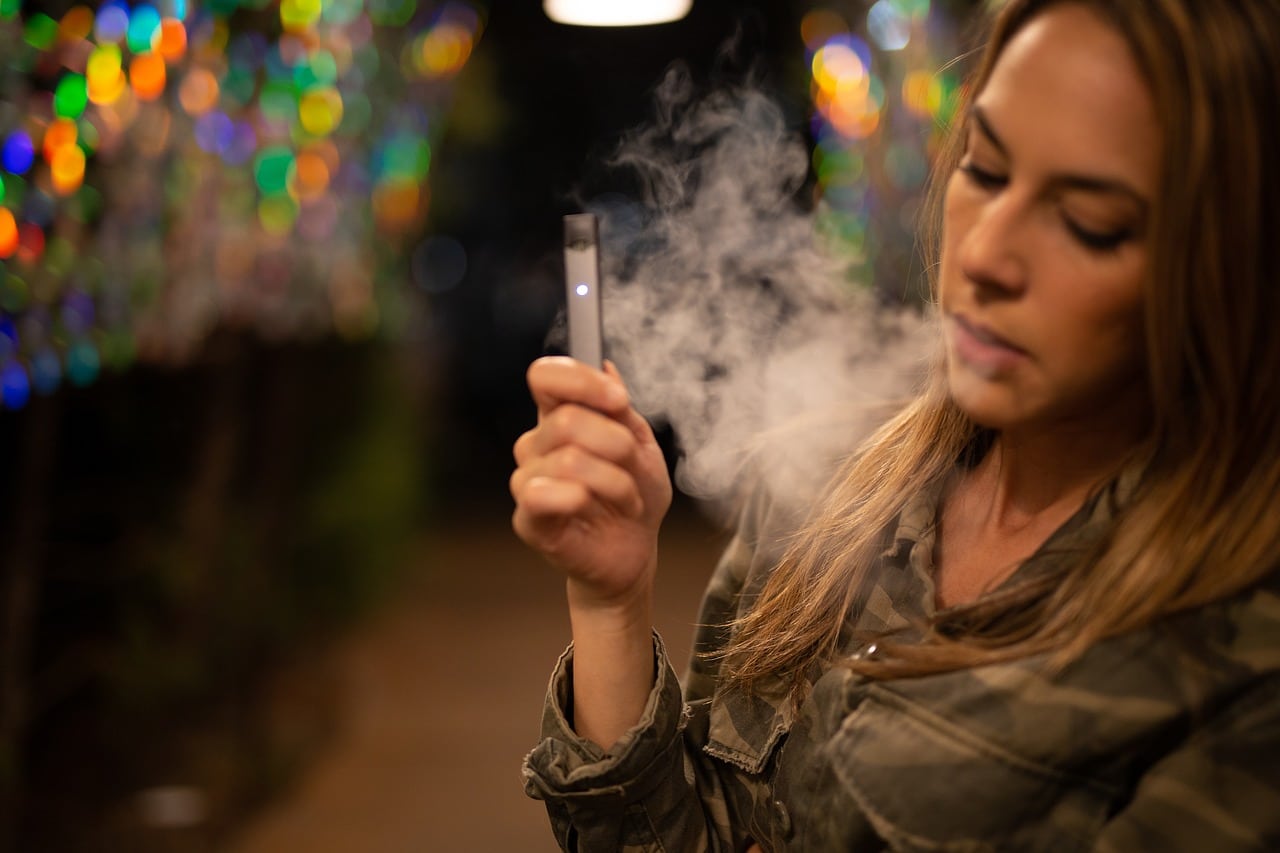 Smokers Turn Vaping Header Image