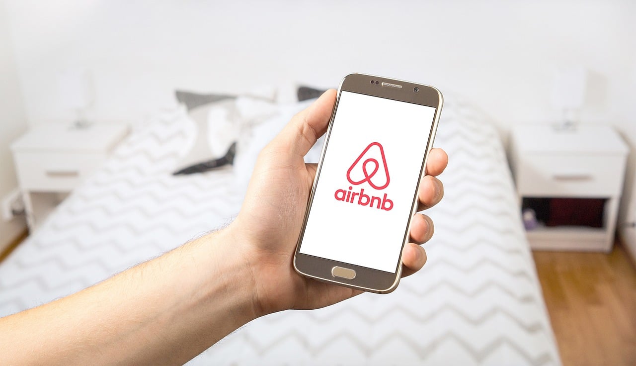 Airbnb Business Tips Header Image
