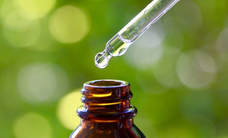 CBD Oil Plane Legal Header Image
