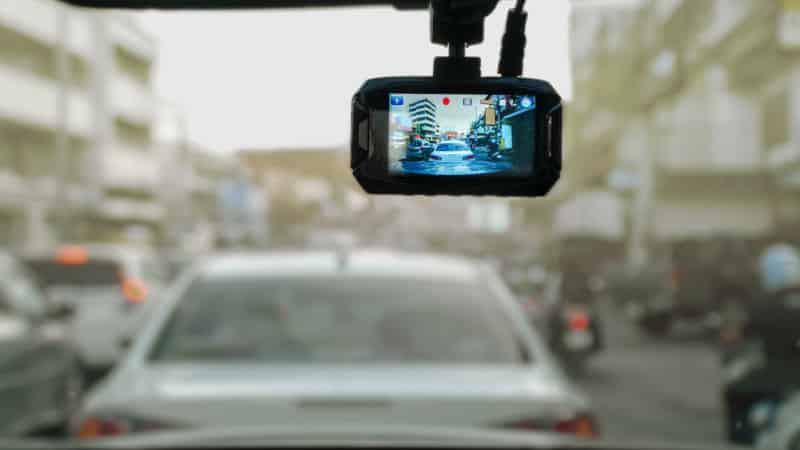 3 Tips Buy Dash Cameras Header Image