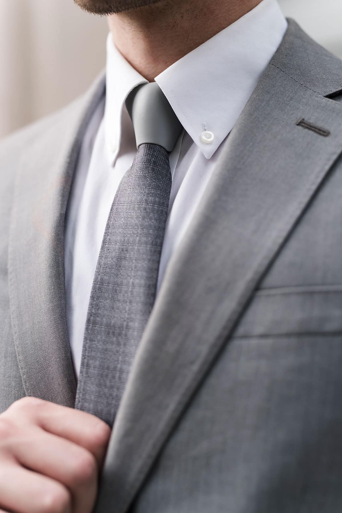 Modern Magnetic Necktie Article Image 3