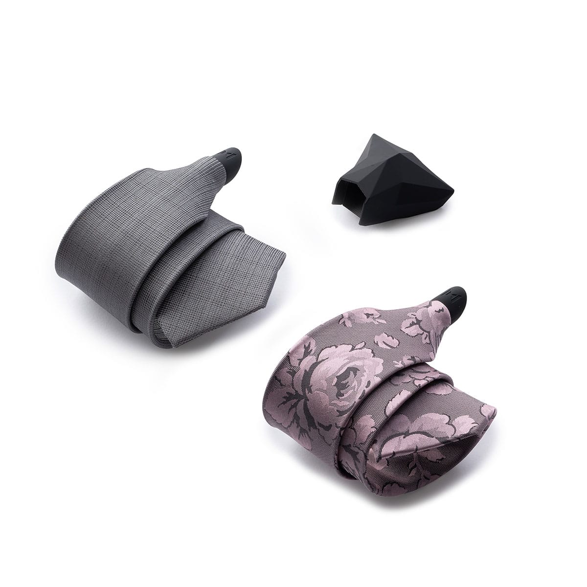 Modern Magnetic Necktie Article Image 4